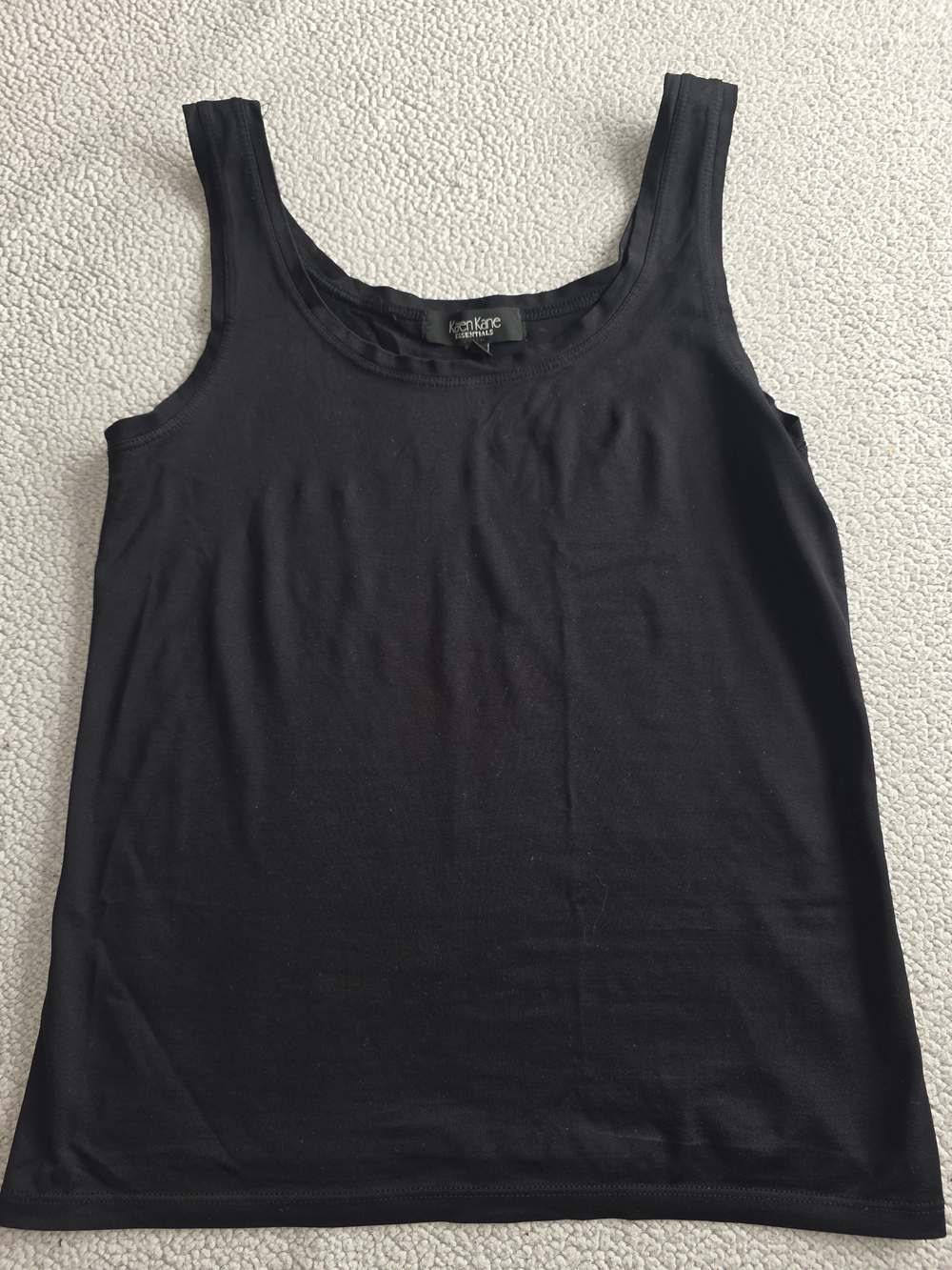 Karen Kane Essentials Womens Medium Black Scoop Neck Sleeveless Tank Top